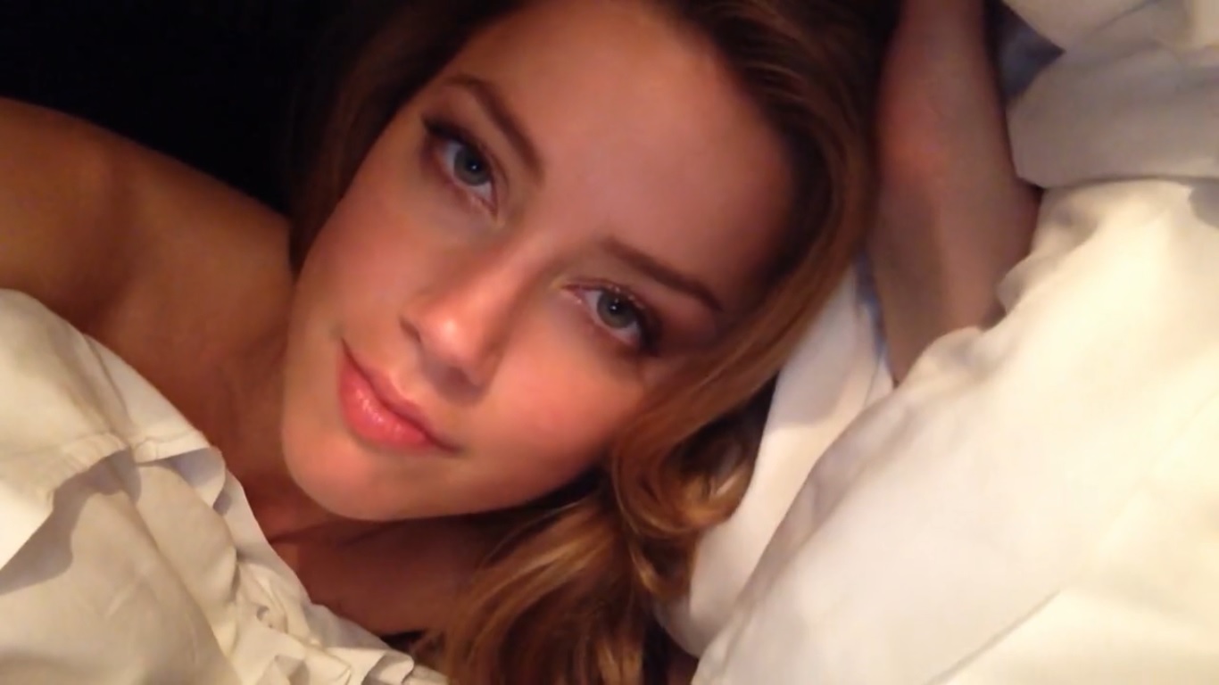 Amber Heard Nude Clip Leaked From Cell Phone Video