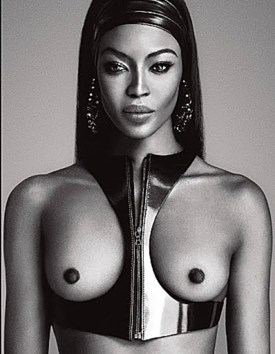 Naomi Campbell NUDE Pics & Topless Sexy Images Collection 714