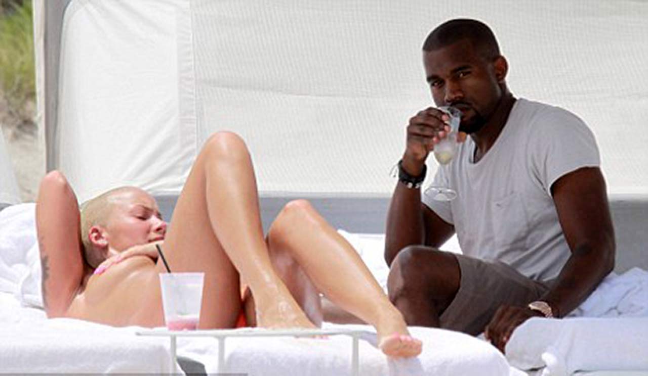 Heres All The Details About Kanye Wests New Wife Bianca Censori Hot