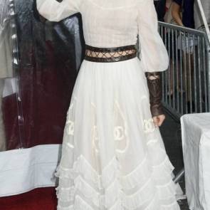 Blake Lively and Kristen Stewart In Fashion War - 6 NEW PICS
