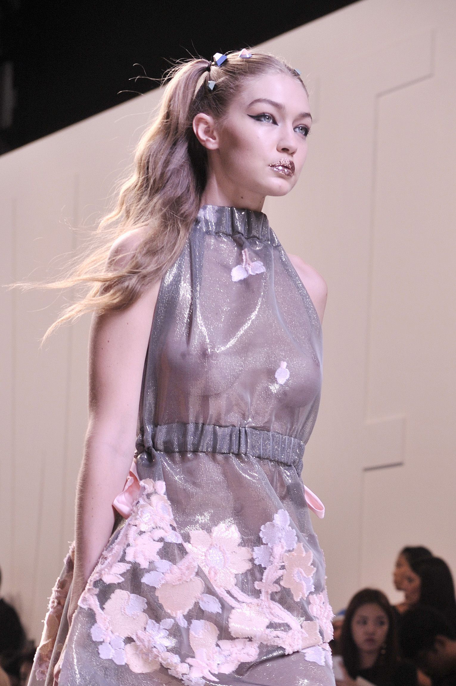 Wow Gigi Hadid Boobs In See Through Dress [8 New Pics]