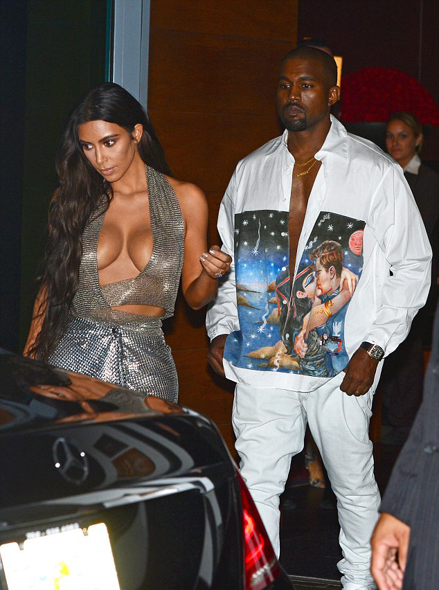 Kim Kardashian Ass And Boobs In See Through 12 Pics