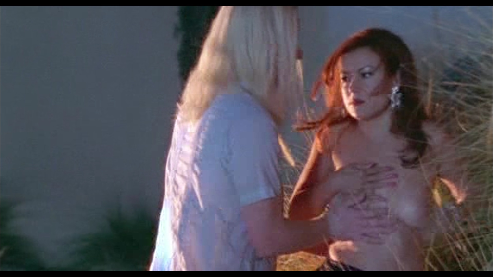 Jennifer tilly nude and sexy