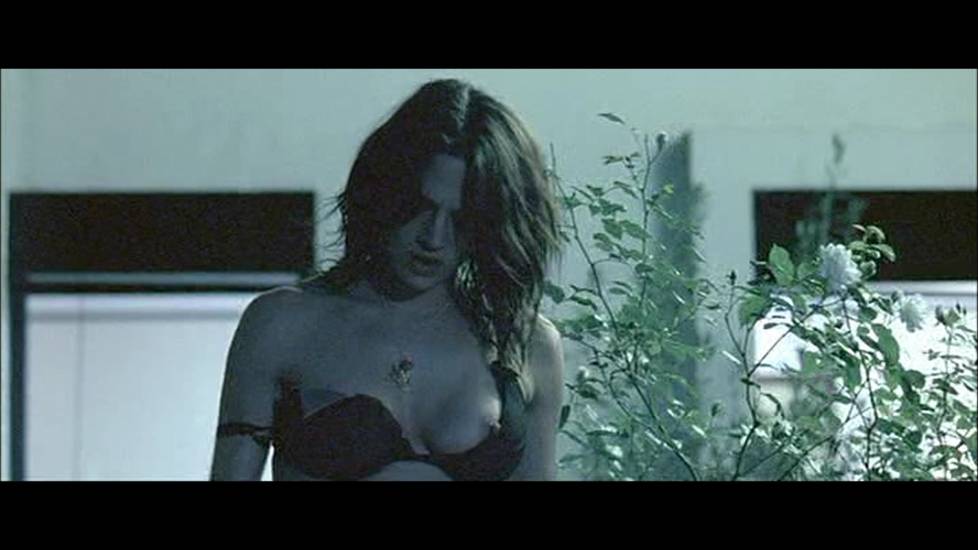 Asia Argento Sex Tape - Asia Argento Nude Sex Scene In Boarding Gate Movie - FREE VIDEO