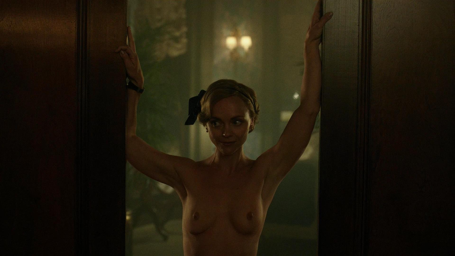 Christina Ricci Nipple Photoshoot [ 4 New Pics ]