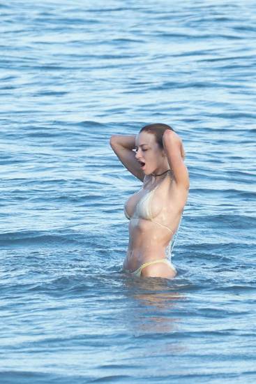 Francesca Eastwood Nude In Explicit Sex Scenes Scandal Planet