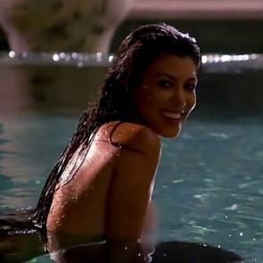 Kourtney Kardashian Nude – 2021 ULTIMATE Collection 121