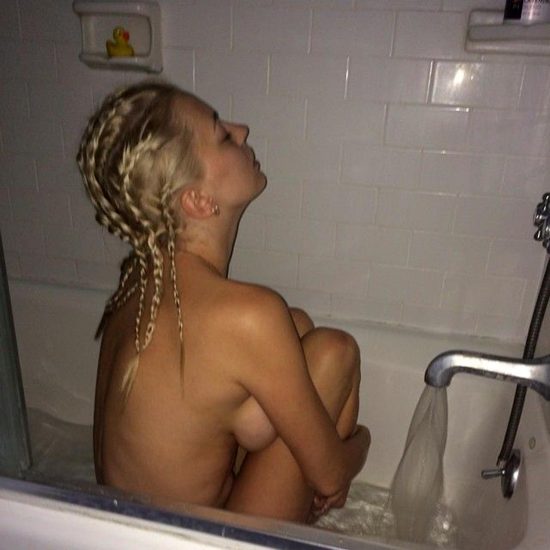 Caroline Vreeland Nude Pics and LEAKED Drunk Porn in 2020 170