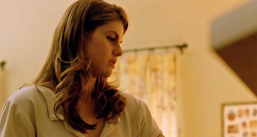 Alexandra Daddario NUDE Pics and Topless Sex Scenes 26