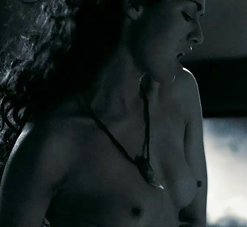 Lena Headey Nude Sex Scene In 300 Movie Free Video