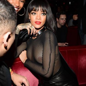 Rihanna Nude Leaks and PORN Sex Tape [2020 NEWS] 46