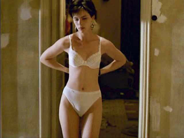 Kate Beckinsale Nude Leak