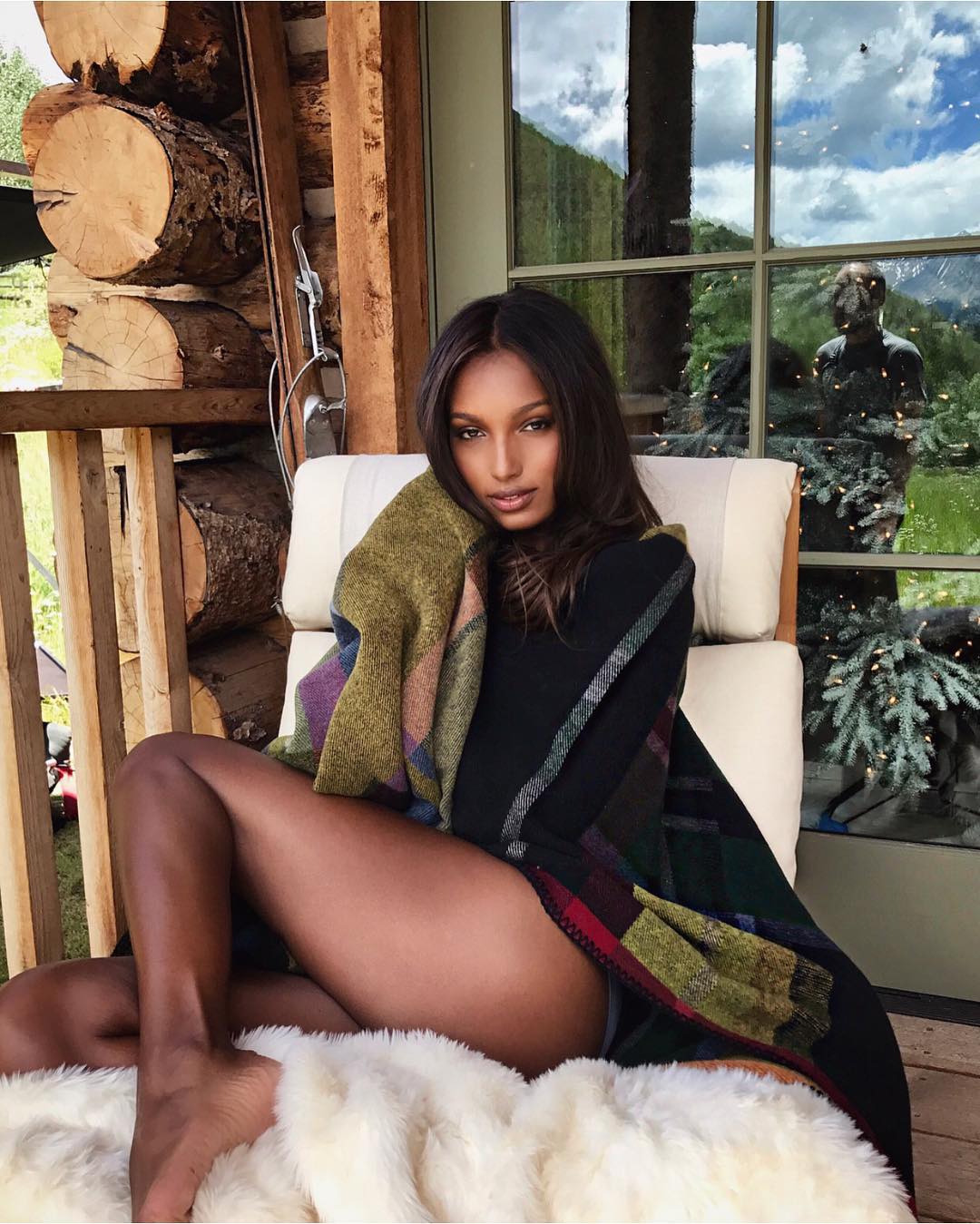 Jasmine Tookes Hot And Topless Scandal Planet