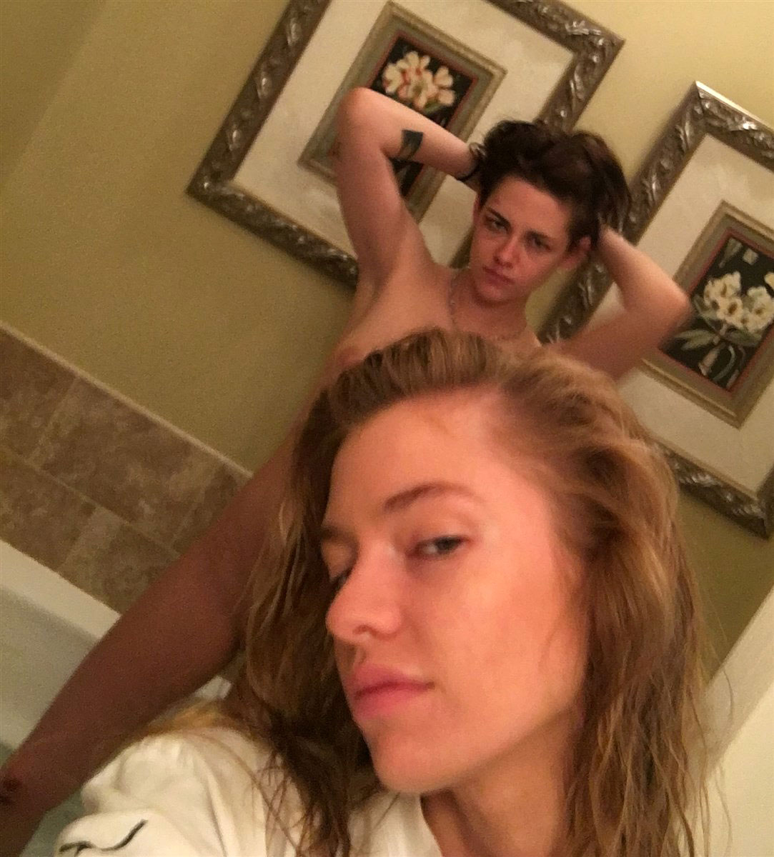 Kristen Steward - Kristen Stewart Nude & Facial Leaked Photos - Scandal Planet