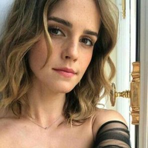 Emma Watson Nude LEAKED Pics & Sex Tape Porn Video 10