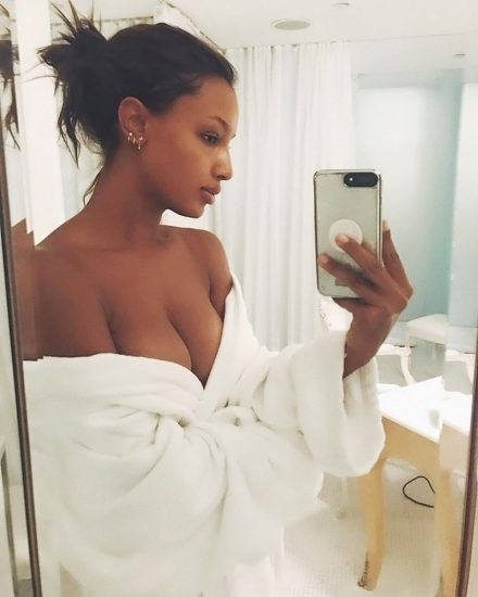 Jasmine Tookes Nude And Topless Pics & LEAKED Sex Tape 50
