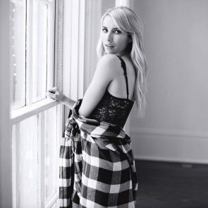 Emma Roberts Nude – 2020 ULTIMATE COLLECTION 22