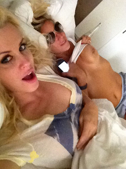 Jenny McCarthy Nude Pics & Sex Tape Leaked - Scandal Planet