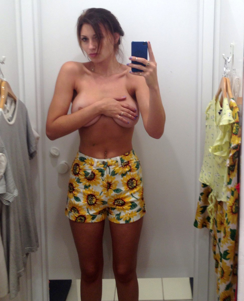 Alright ladies and gentlemen, here are all of the Aly Michalka nude photos ...