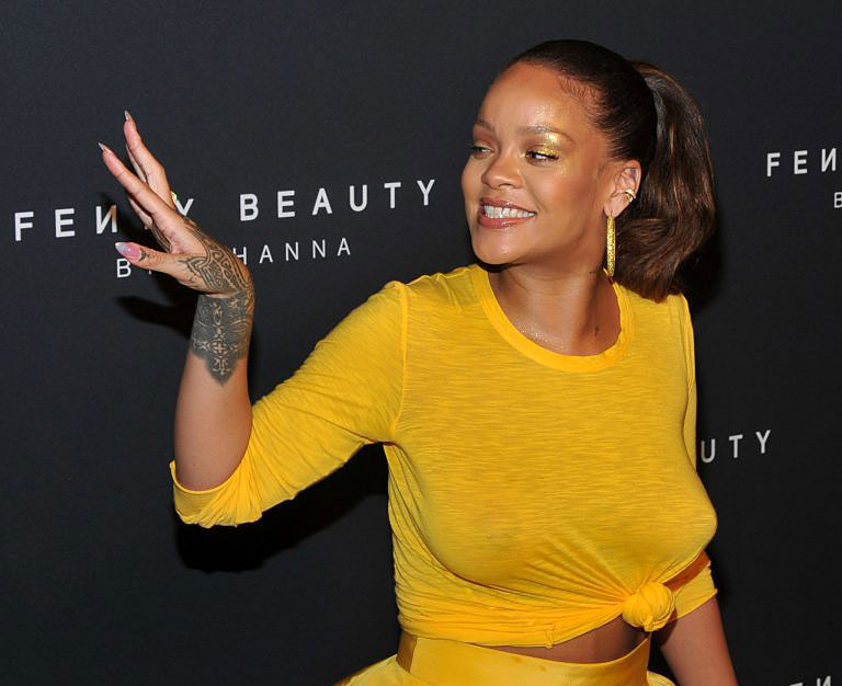Rihanna Braless Poking Nipples In Sheer Yellow Dress