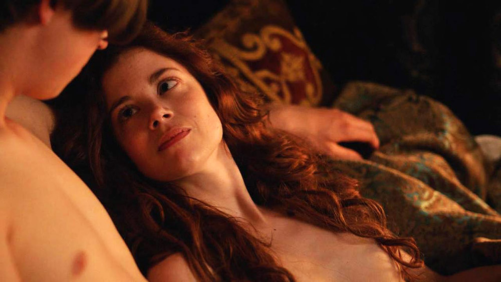 Charlotte Hope topless and sex scenes from 'The Spanish Princess'...