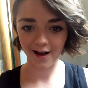 Maisie Williams Nude and Hot Pics & Porn Video [2021] 376