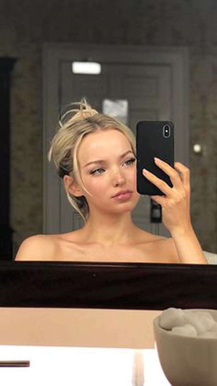 721px x 1280px - Dove Cameron NUDE Private LEAKED SnapChat Pics !