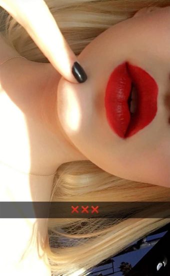 Dove Cameron Nude LEAKED Snapchat Pics & Sex Tape 38