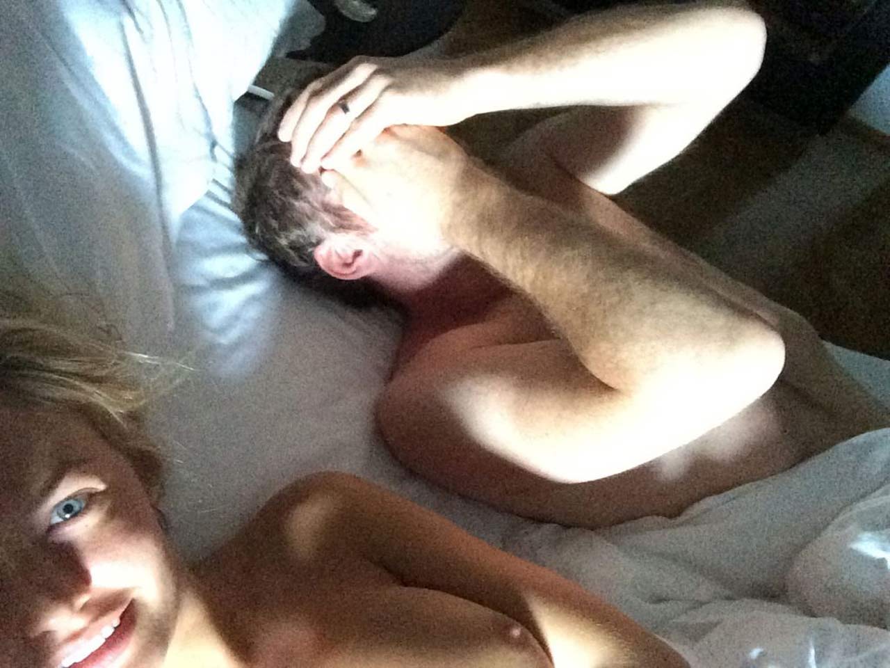 Lara Bingle Nude And Topless Leaked Photos Scandal Planet
