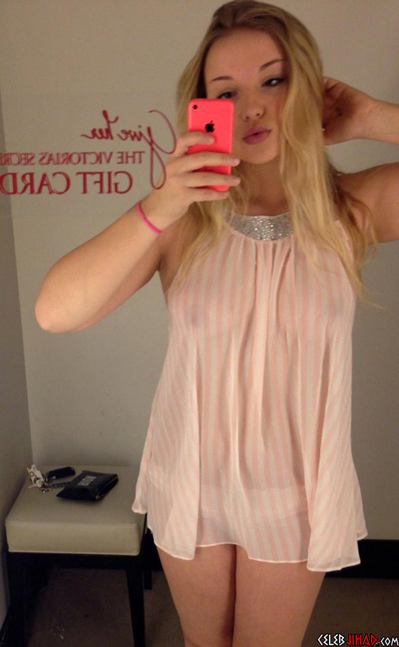 Dove Cameron Nude Private Leaked Snapchat Pics