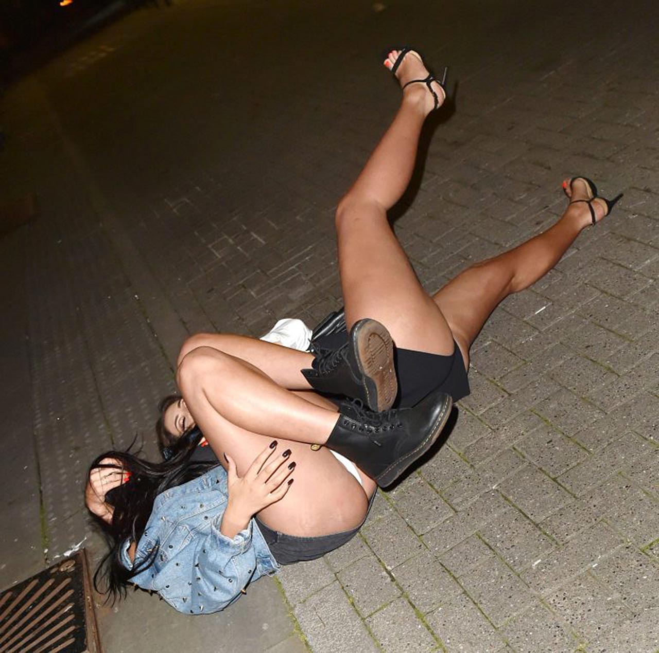 Drunk Geordie Shore S Star Marnie Simpson Nude And Upskirt