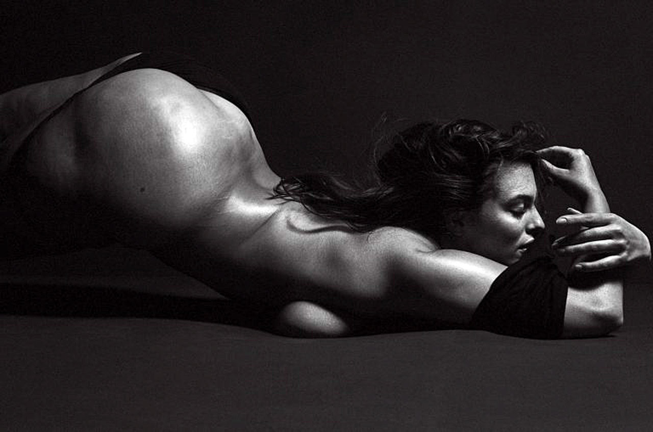 Ashley Graham Nude Plus Size Model Showed Massive Ass Scandal Planet