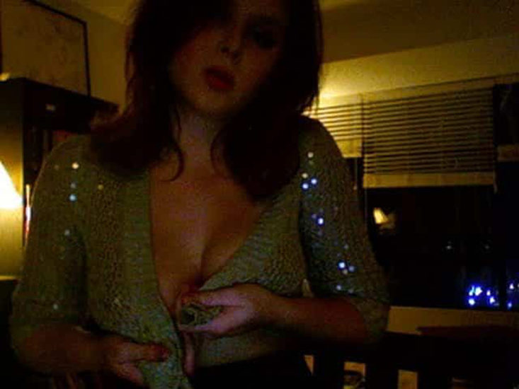 Renee Olstead Nude LEAKED Photos & Sex Tape Porn Video 17