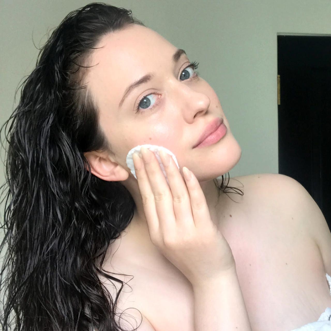Kat Dennings Nude Topless Leaked Pics Scandal Planet