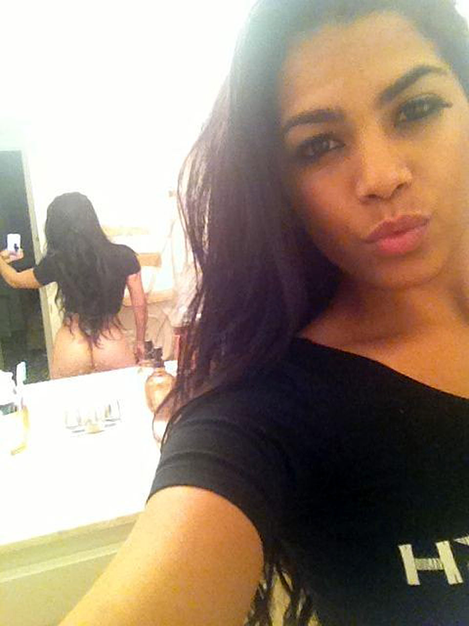 Elizabeth Ruiz Private Nudes Released By Her Ex Von Miller Super Bowl Mvp Scandal Planet