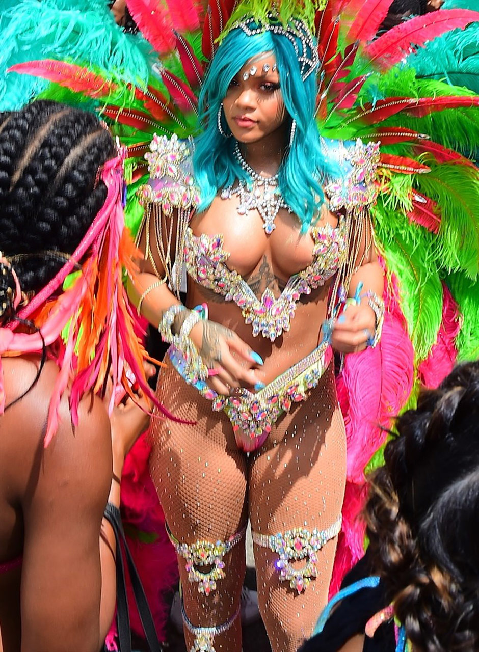 Almost Naked Rihanna At Barbadian Mating Festival — Pussy