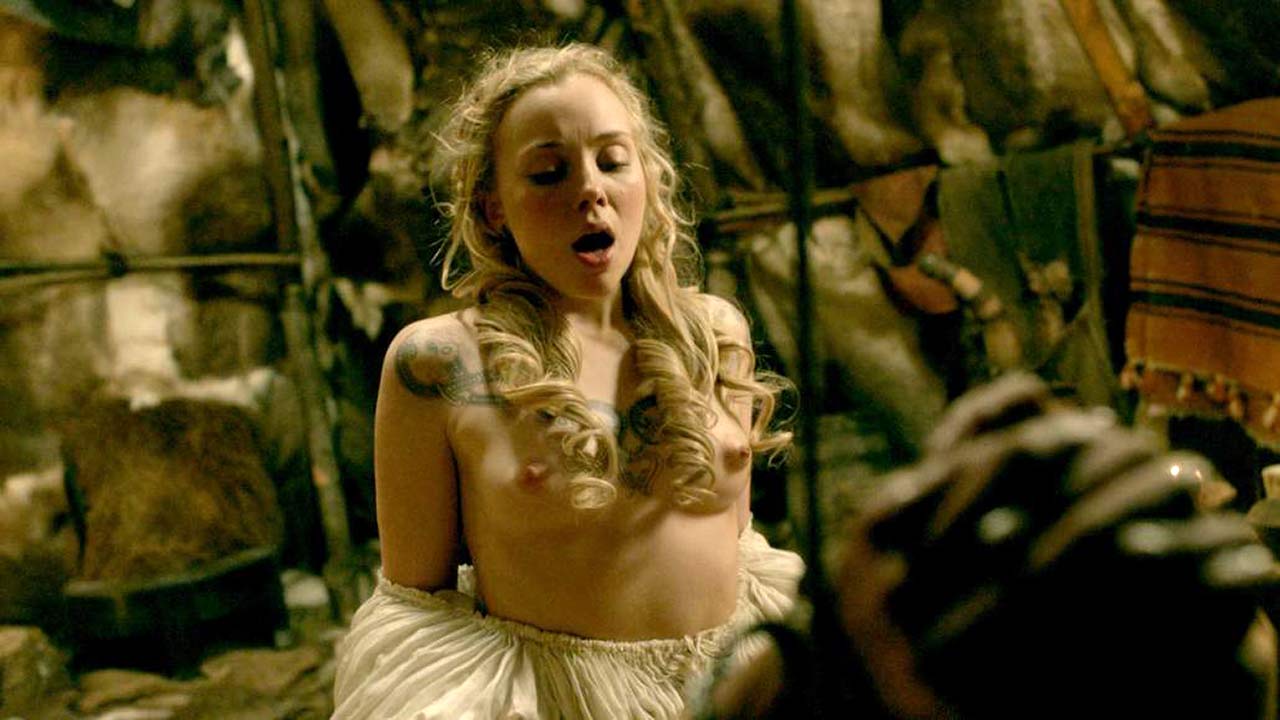 Dagny Backer Johnsen Nude Sex Scene From The Vikings Season 5