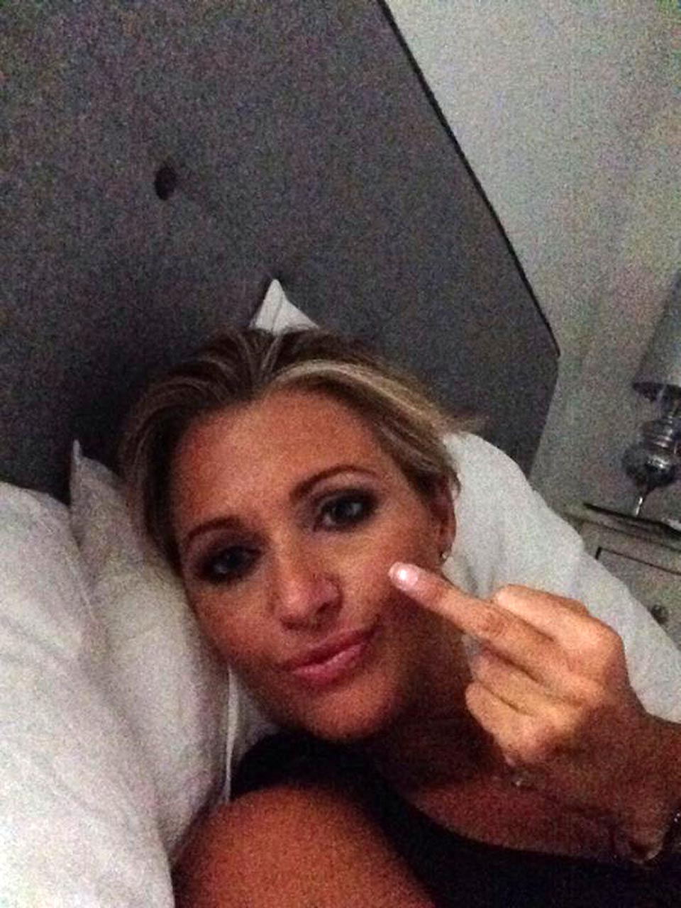 Hayley McQueen Leaked Nude Photos - This TV Host Showed Big Tits & Puss...