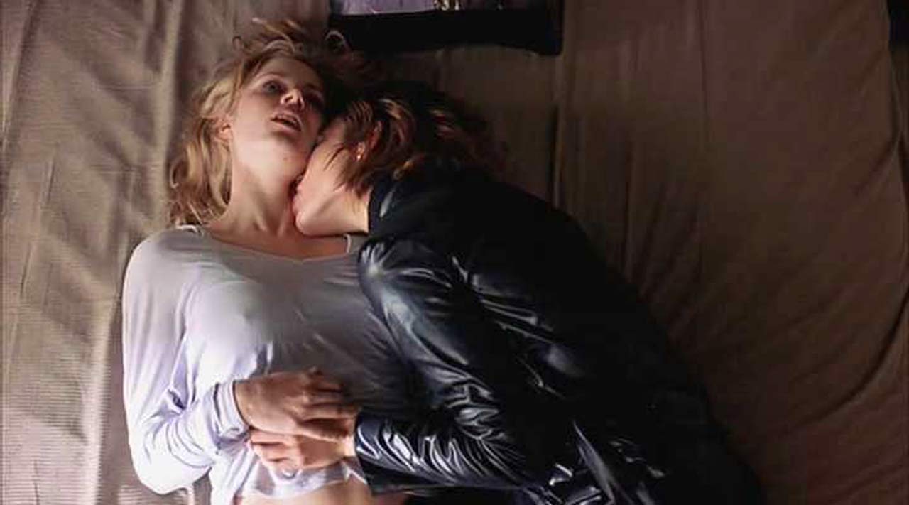 Amy Adams And Lauren German Hot Lesbian Scene In Standing Still Movie Scandal Planet