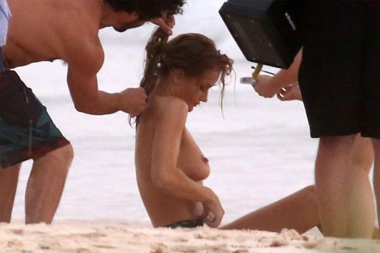 Rosie Huntington Whiteley Topless � Jason Stathams Wife Seen Na image pic