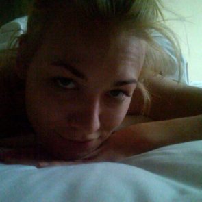 Yvonne Strahovski Nude And Fingering Photos Leaked