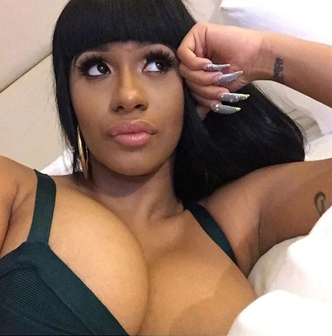 Rapper Cardi B Sex Tape Leaked From Her Cellphone 