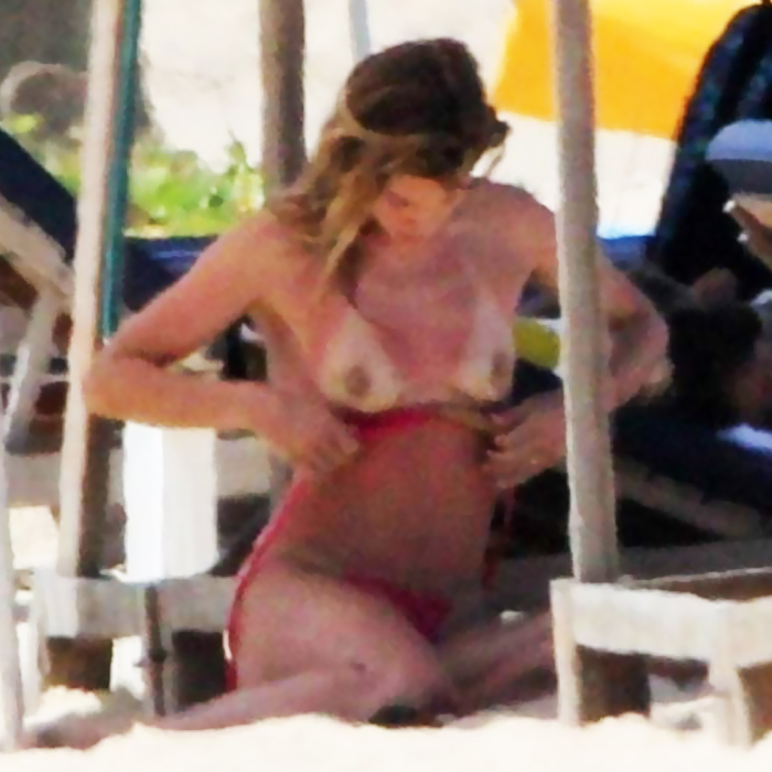 Doutzen Kroes Topless Paparazzi Pics — Super Model Showed