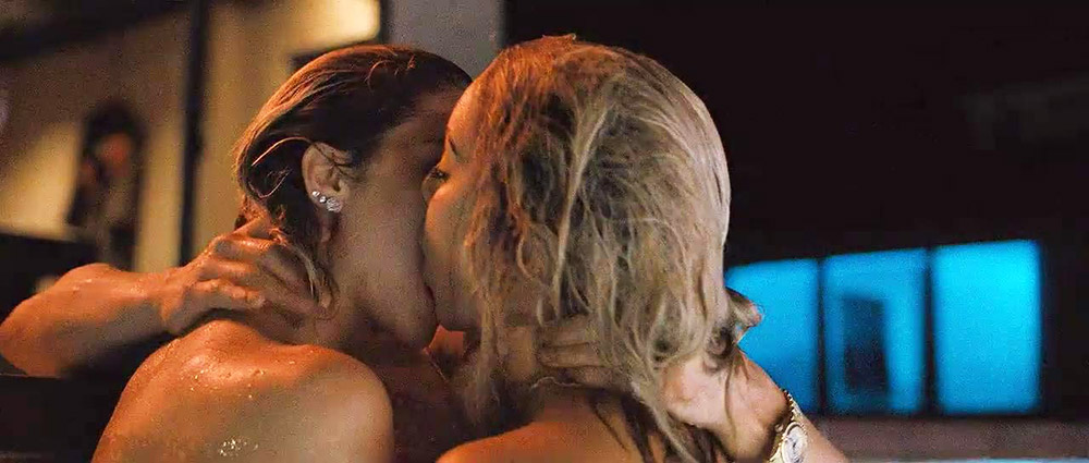 Vanessa Hudgens Nude Leaked Pics, Porn & Sex Scenes 35