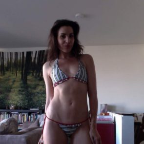 Carly Pope Nude Leaked Selfies, Porn, and Hot Pics 15