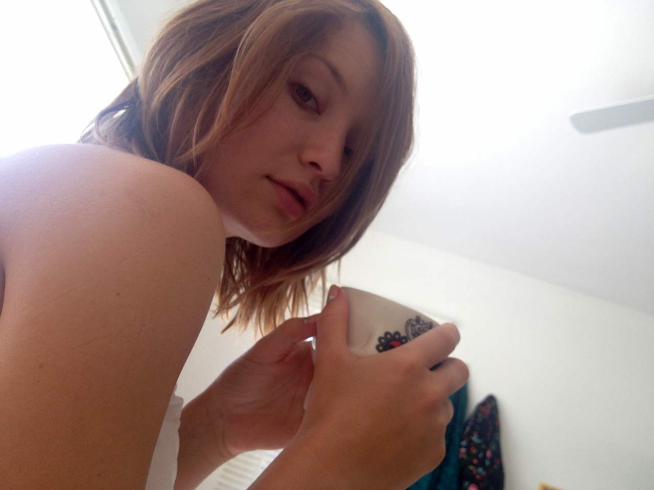 Emily Browning Nude Leaked Pics.