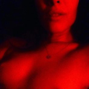 Carly Pope Nude Leaked Selfies, Porn, and Hot Pics 9