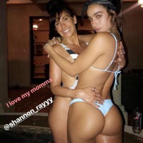 Sommer Ray Nude And Sexy Photos Plus Leaked PORN Video 59