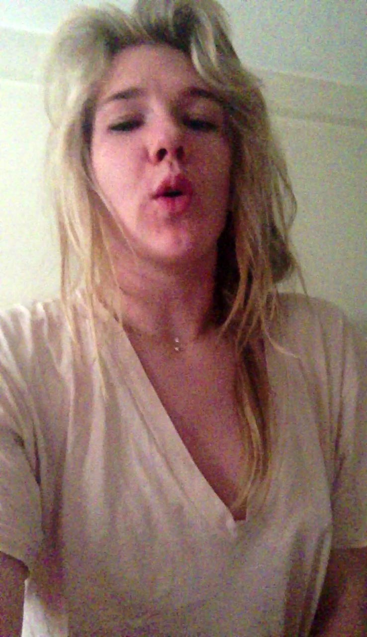 Rabe topless lily Lily Rabe
