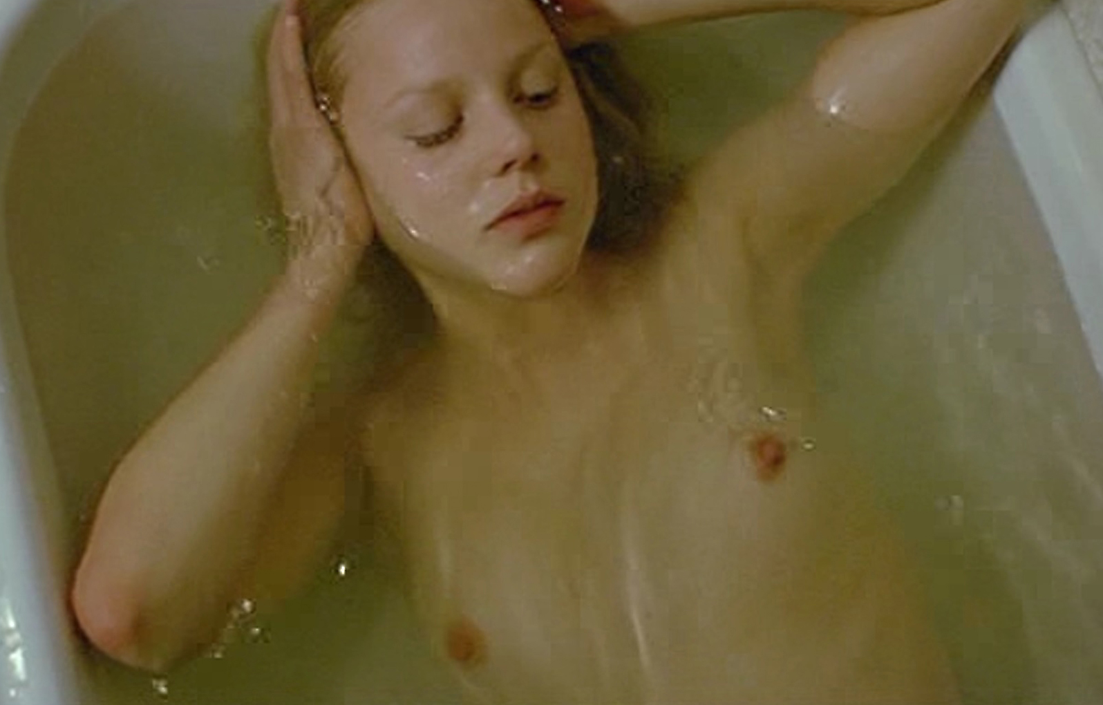 Abbie Cornish Nude Boobs And Erect Nipples In Somersault M